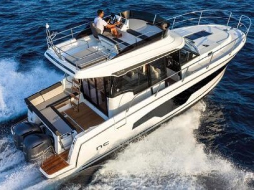 Jeaneau NC 1095 Flybridge