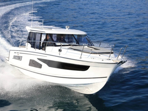 Jeanneau NC 1095 Coupe running