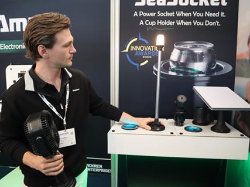 Ryan Pickren of AquaAmp demonstrates one of several appliances that can be supported by the SeaSocket