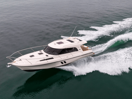 Superior 1200 Sports Sedan running