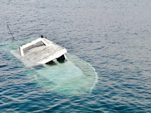 sinking boat