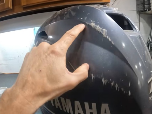 fiberglass cracks