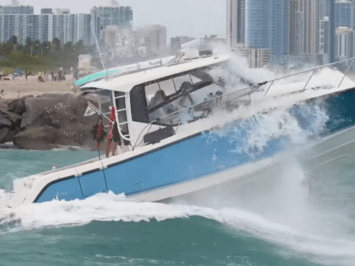 Boats vs Haulover