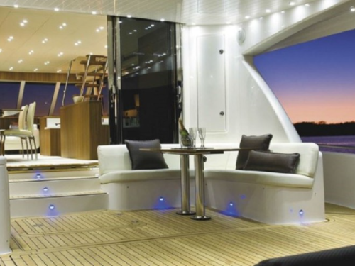 LED boat lights, LED lights on yacht, LED lights