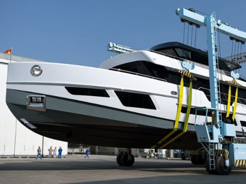 CL-yachts-CLX96-new-yacht.jpg