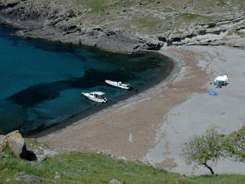 boats anchored in a cove, boats at anchor