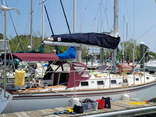 sailboat Kyklades, Endeavor 40' sailboat