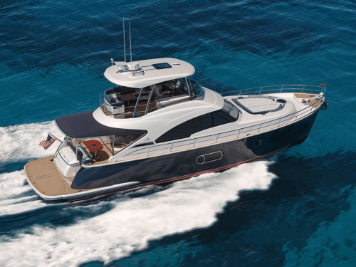 Riviera Belize 55 Daybridge running