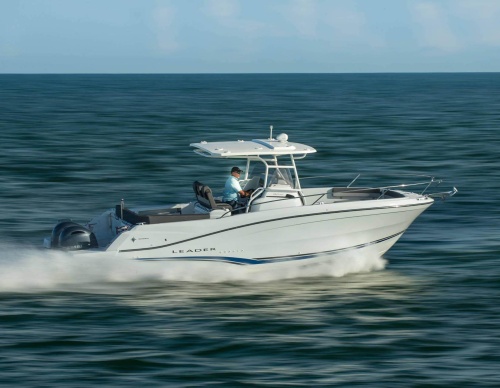 Jeanneau Leader 9.0 CC running