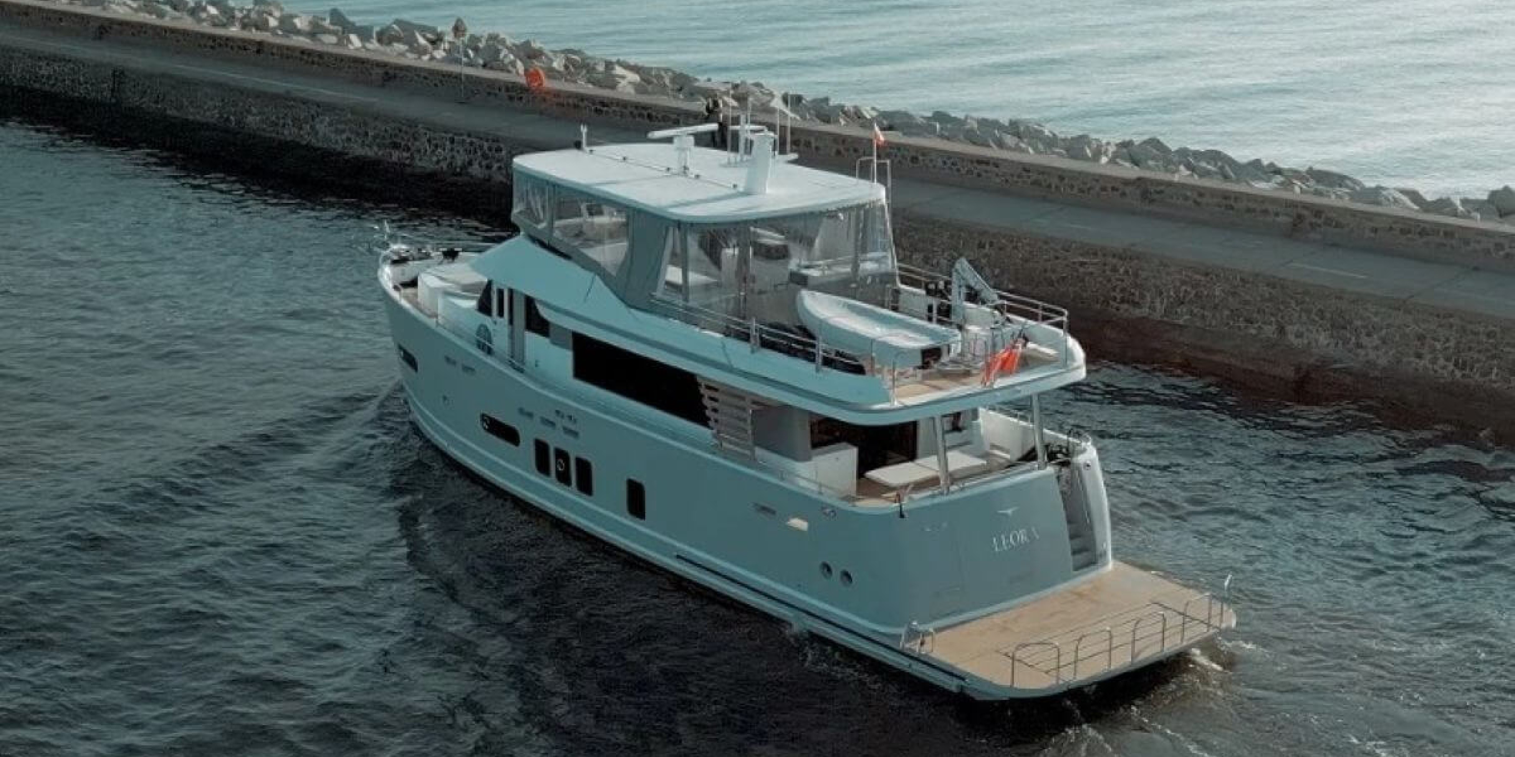 Cormorant Yachts COR780 - Exterior View