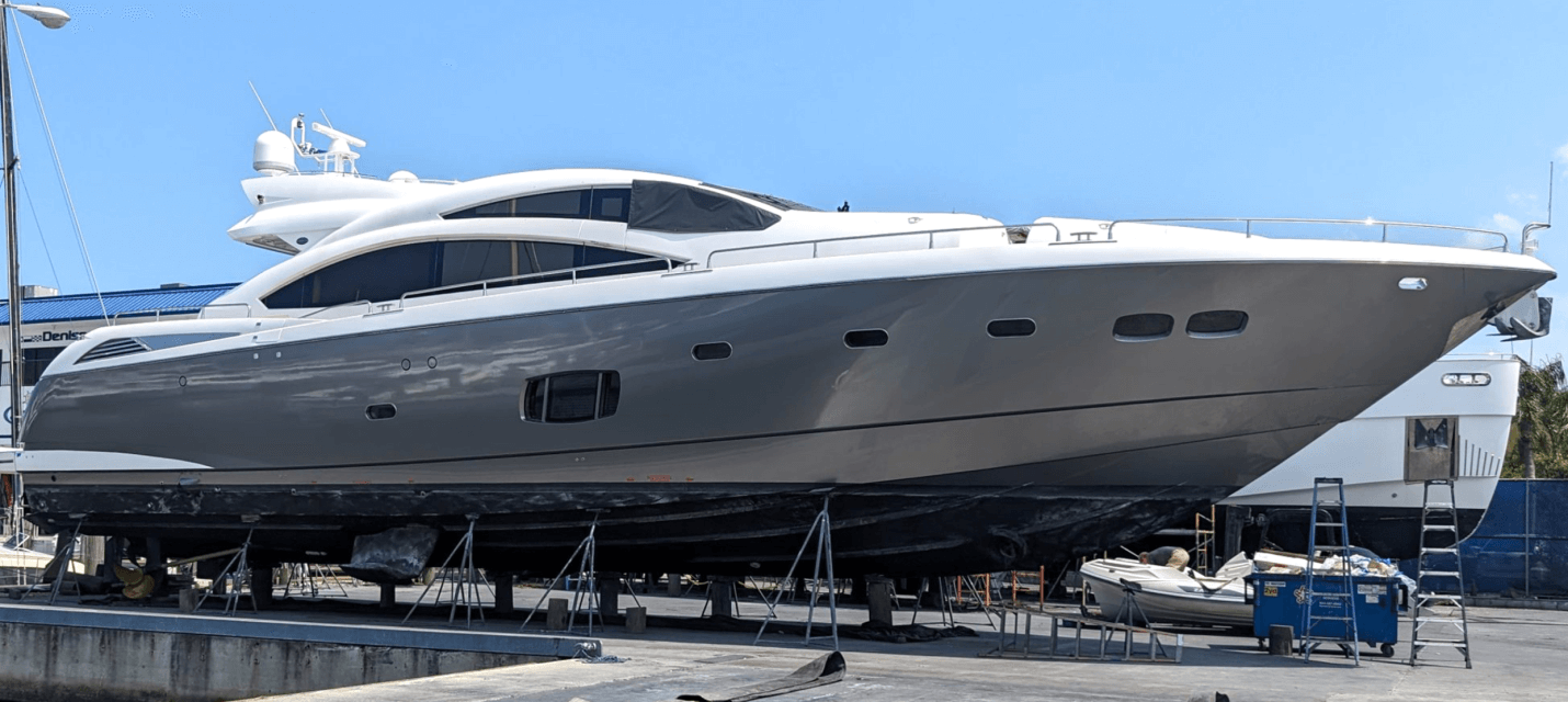 Vinyl wrapping for larger yachts