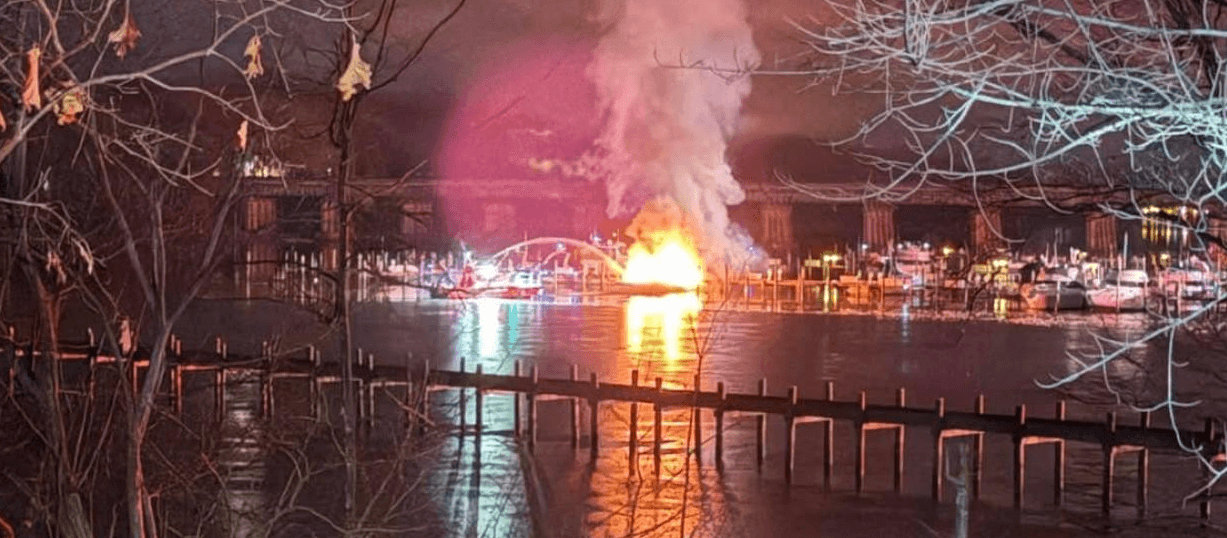 Accidents of the week, Boat Fire, Grounding, USCG, Drownings, Rescue Efforts